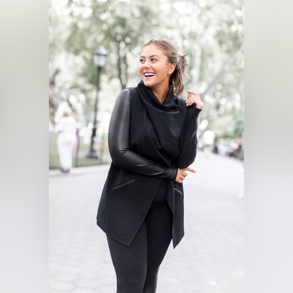 NEW Spanx Drape Front Jacket Black Faux Leather 3X Plus Stretch NWT - Picture 1 of 12